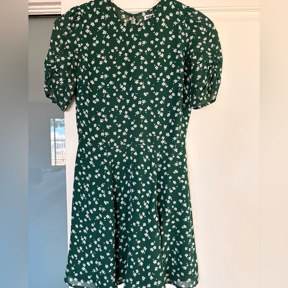 Reformation Gracie Mini Dress - Green
Floral